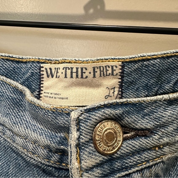 Free People We The Free Maggie Mid Rise Straight Leg Jeans Size 27 Distressed - Picture 6 of 9